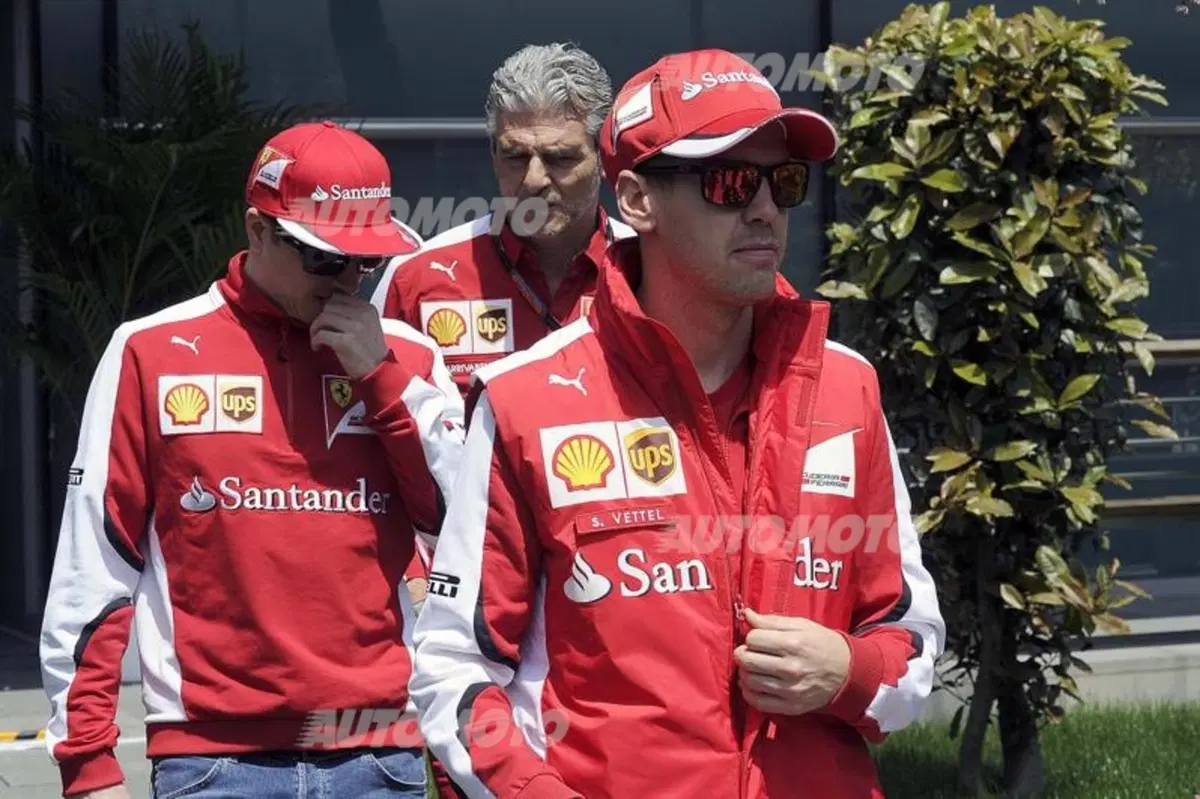 F1 2015, Cina: Hamilton in pole ma bene Vettel, terzo (9)