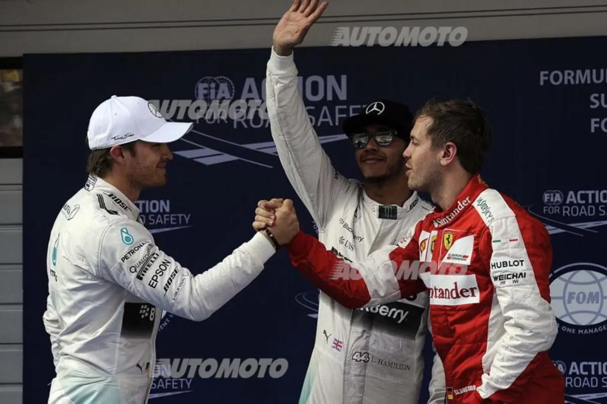 F1 2015, Cina: Hamilton in pole ma bene Vettel, terzo (15)