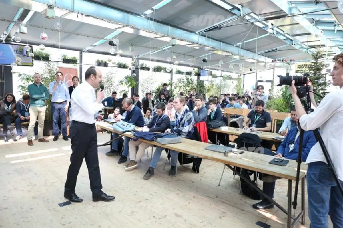 #Hackauto 2015: al lavoro per Peugeot, Ford e Mercedes (4)