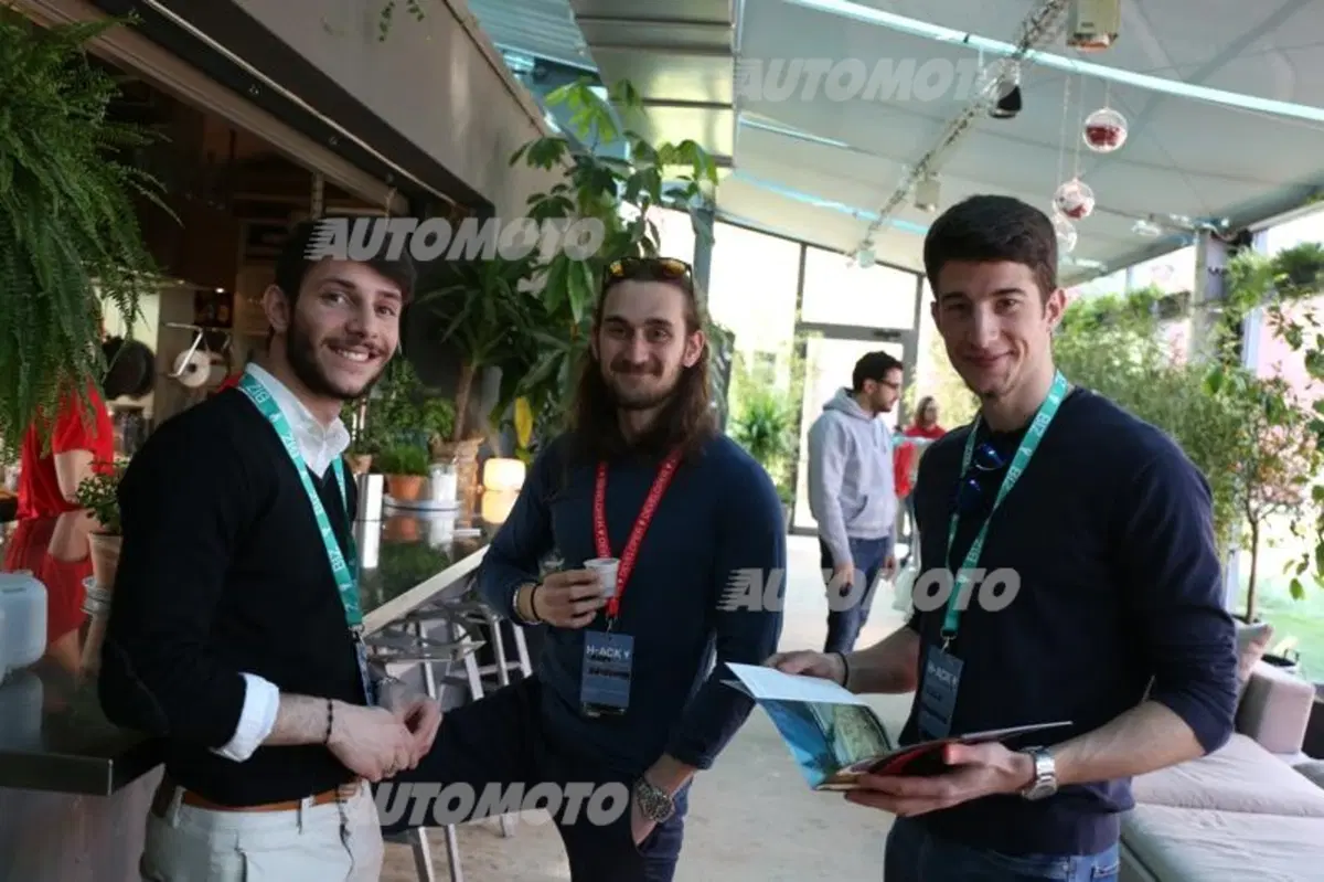 #Hackauto 2015: al lavoro per Peugeot, Ford e Mercedes (13)