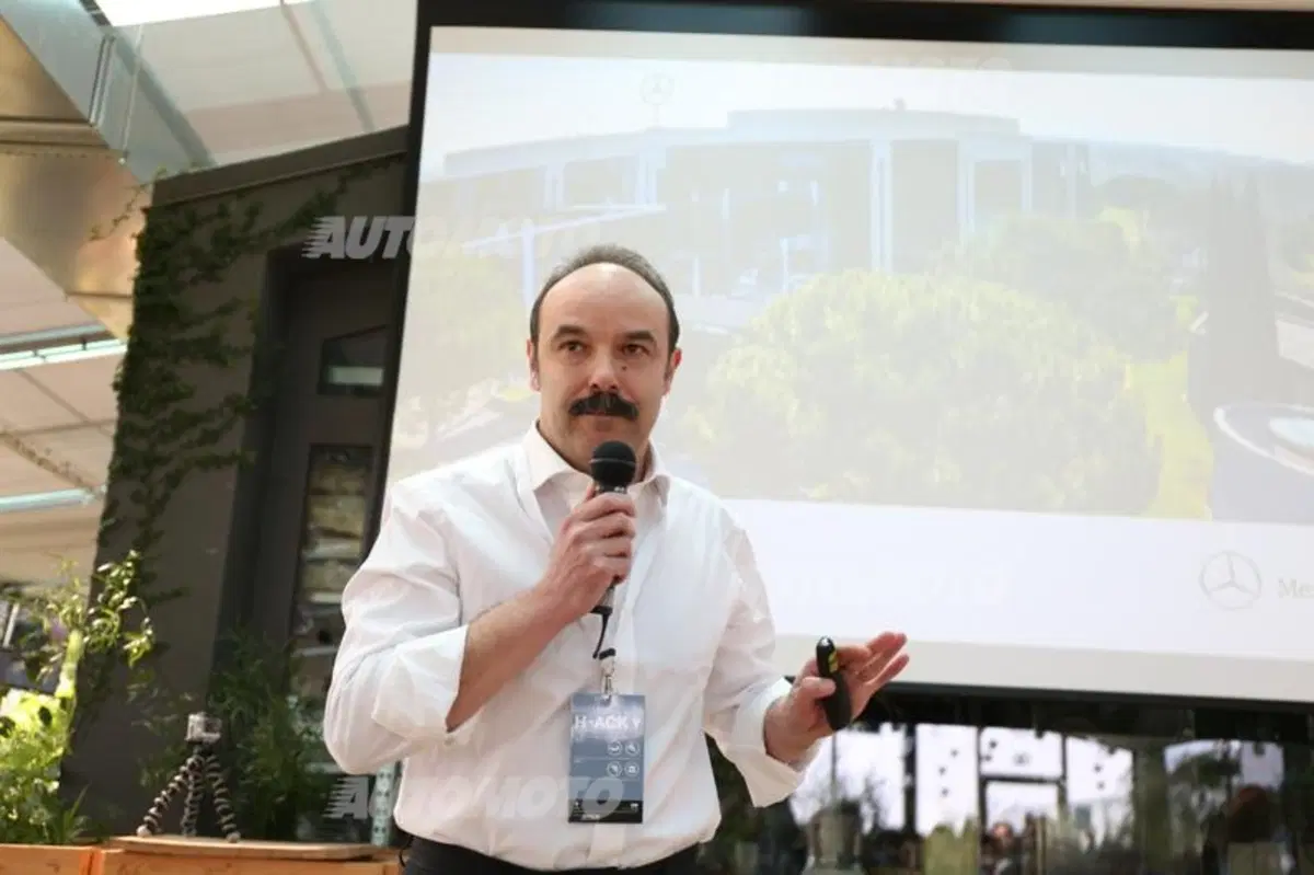 #Hackauto 2015: al lavoro per Peugeot, Ford e Mercedes (17)