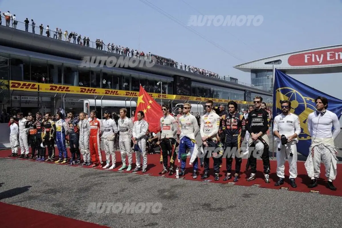 F1 2015, GP Cina: vince Hamilton. Vettel terzo, Raikkonen quarto (36)
