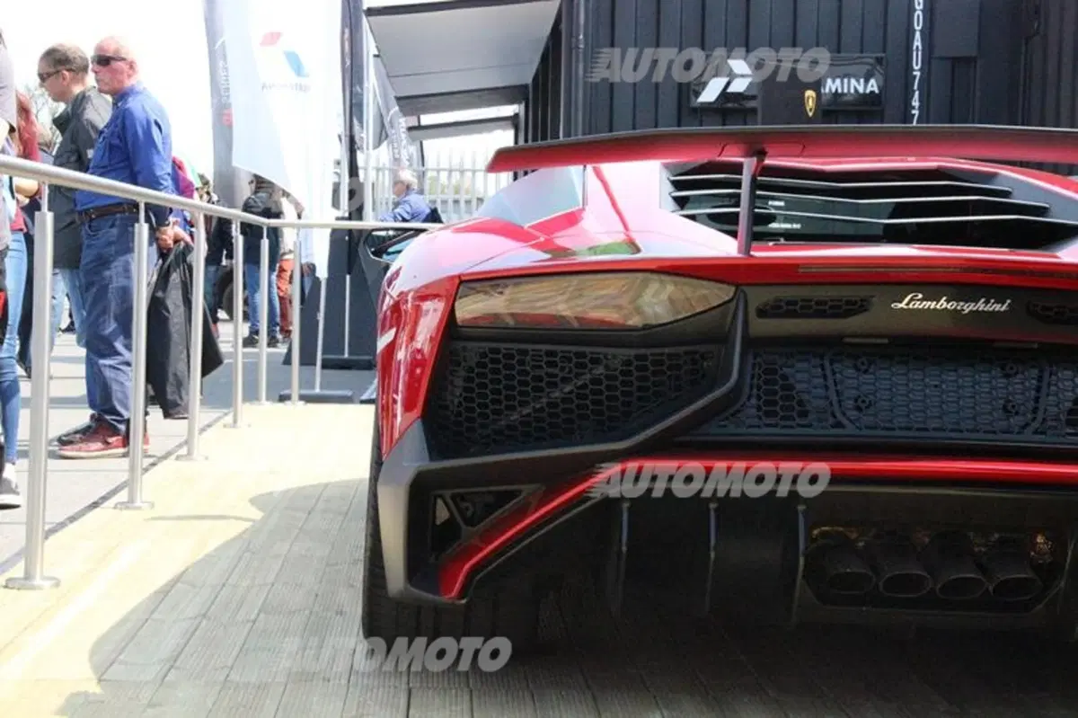 Lamborghini inarrestabile: dal Super Trofeo all'endurance con la Huracán GT3 (8)