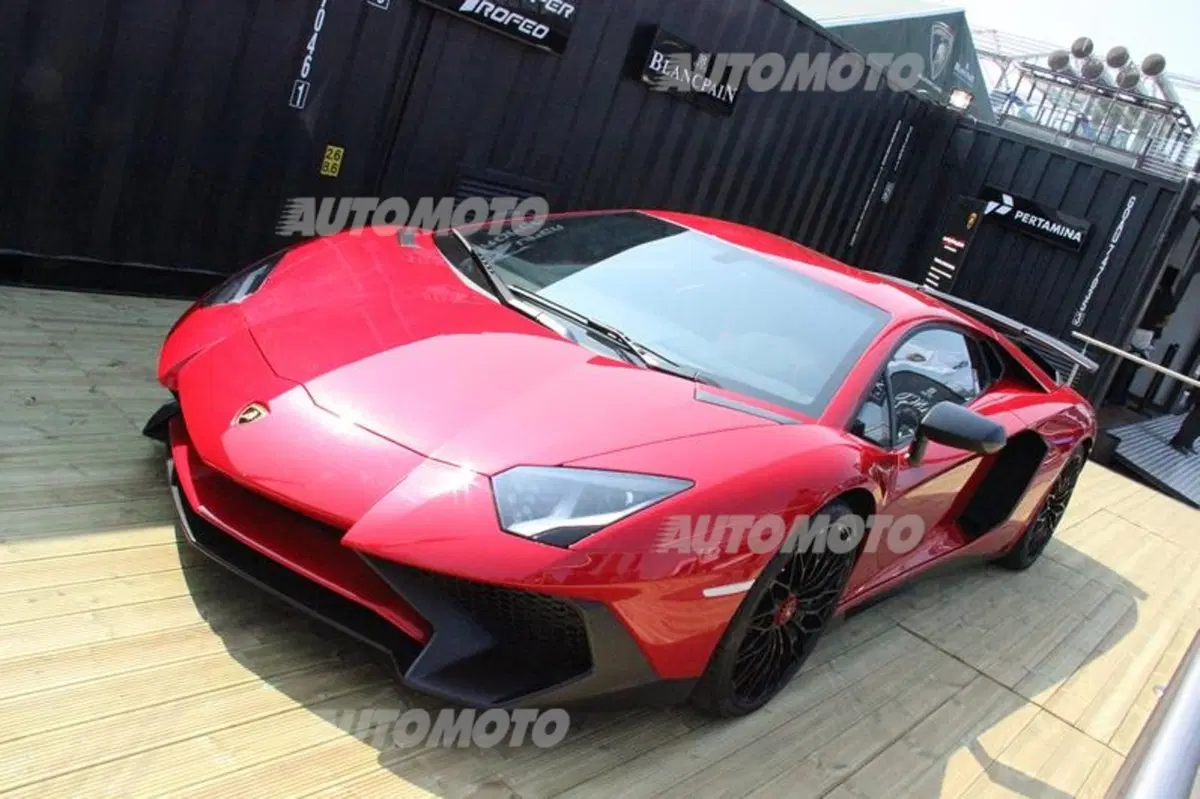 Lamborghini inarrestabile: dal Super Trofeo all'endurance con la Huracán GT3 (10)