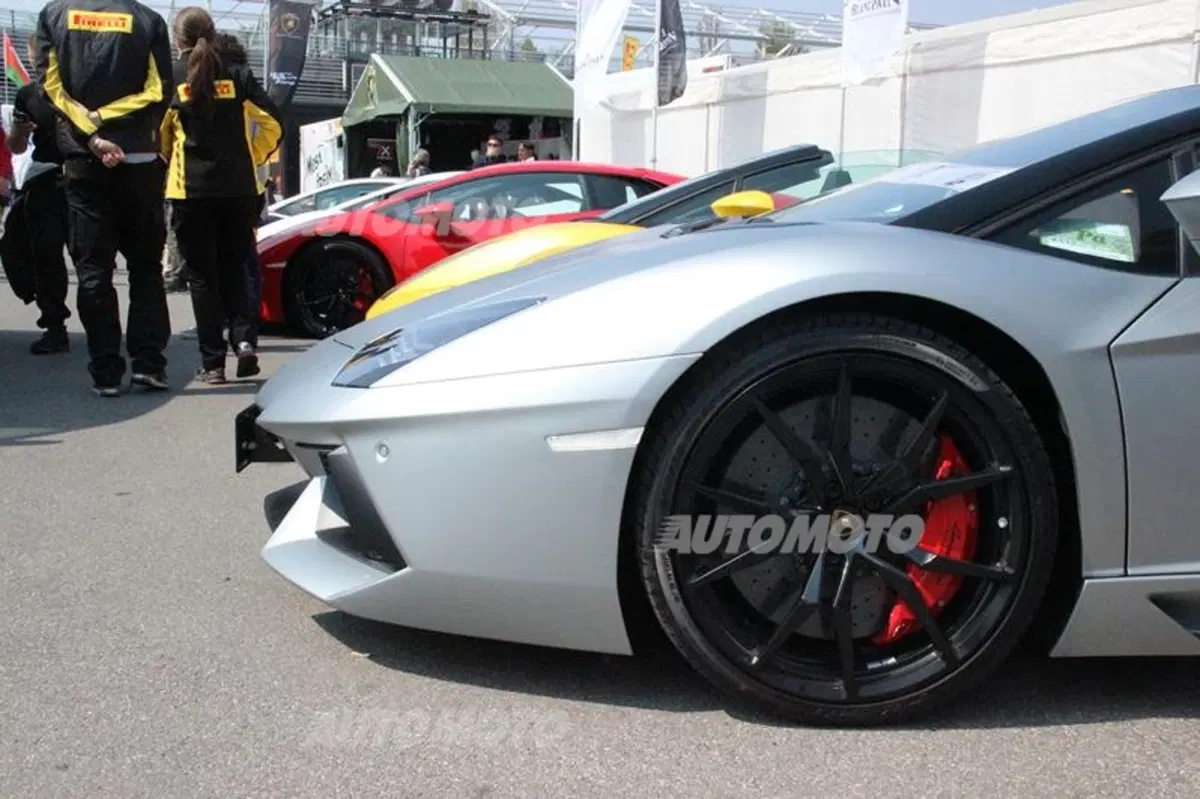 Lamborghini inarrestabile: dal Super Trofeo all'endurance con la Huracán GT3 (16)
