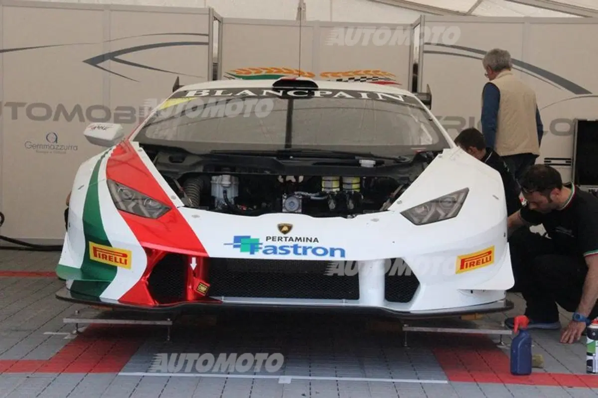Lamborghini inarrestabile: dal Super Trofeo all'endurance con la Huracán GT3 (18)