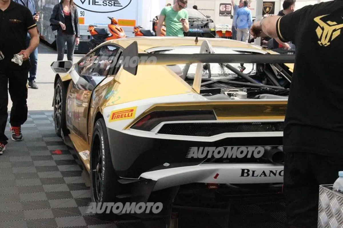 Lamborghini inarrestabile: dal Super Trofeo all'endurance con la Huracán GT3 (20)