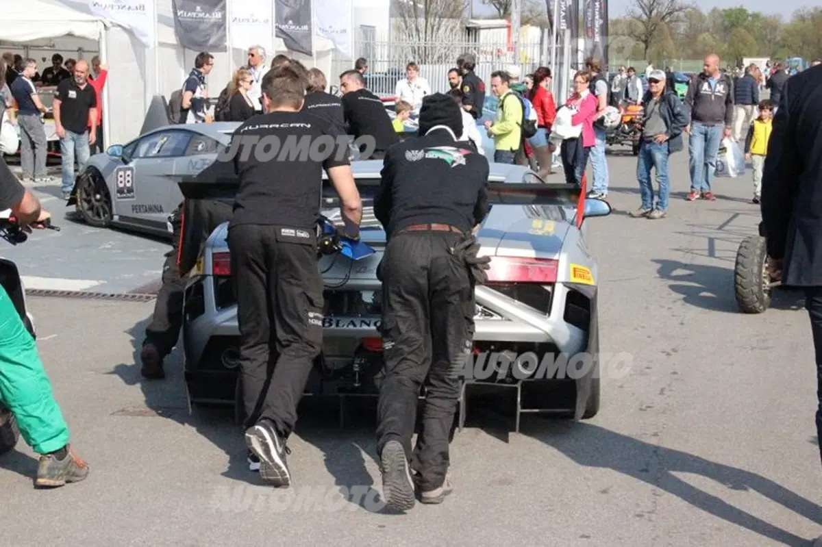 Lamborghini inarrestabile: dal Super Trofeo all'endurance con la Huracán GT3 (26)