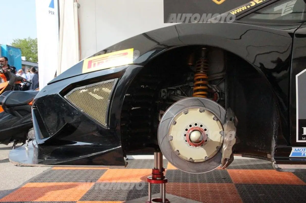 Lamborghini inarrestabile: dal Super Trofeo all'endurance con la Huracán GT3 (36)