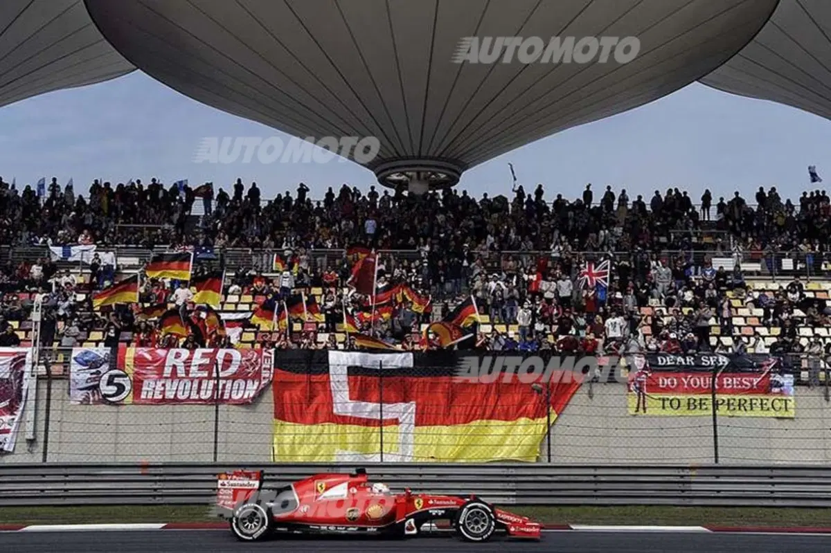 Formula 1, GP Cina 2015: le foto più belle di Shanghai (2)