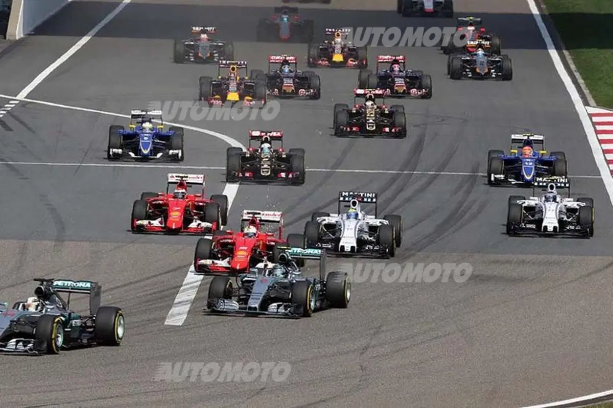 Formula 1, GP Cina 2015: le foto più belle di Shanghai (4)