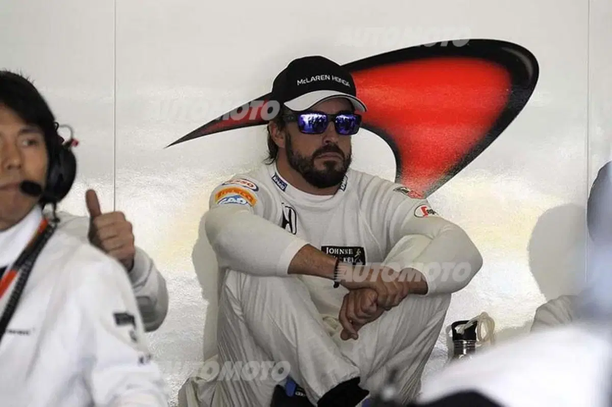 Formula 1, GP Cina 2015: le foto più belle di Shanghai (9)