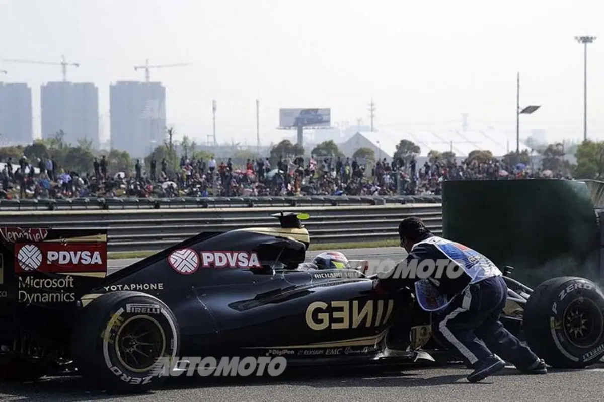 Formula 1, GP Cina 2015: le foto più belle di Shanghai (27)