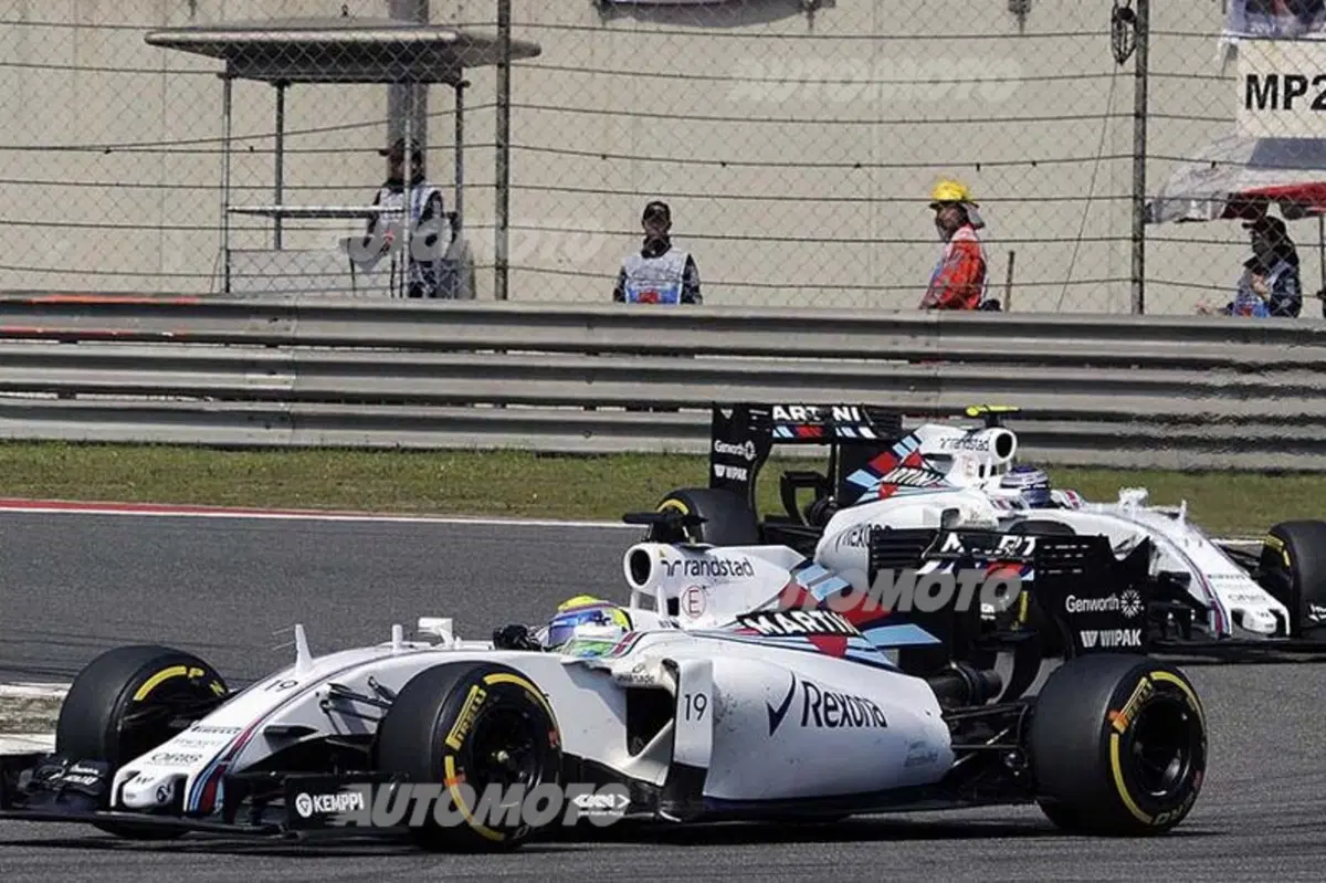 Formula 1, GP Cina 2015: le foto più belle di Shanghai (38)