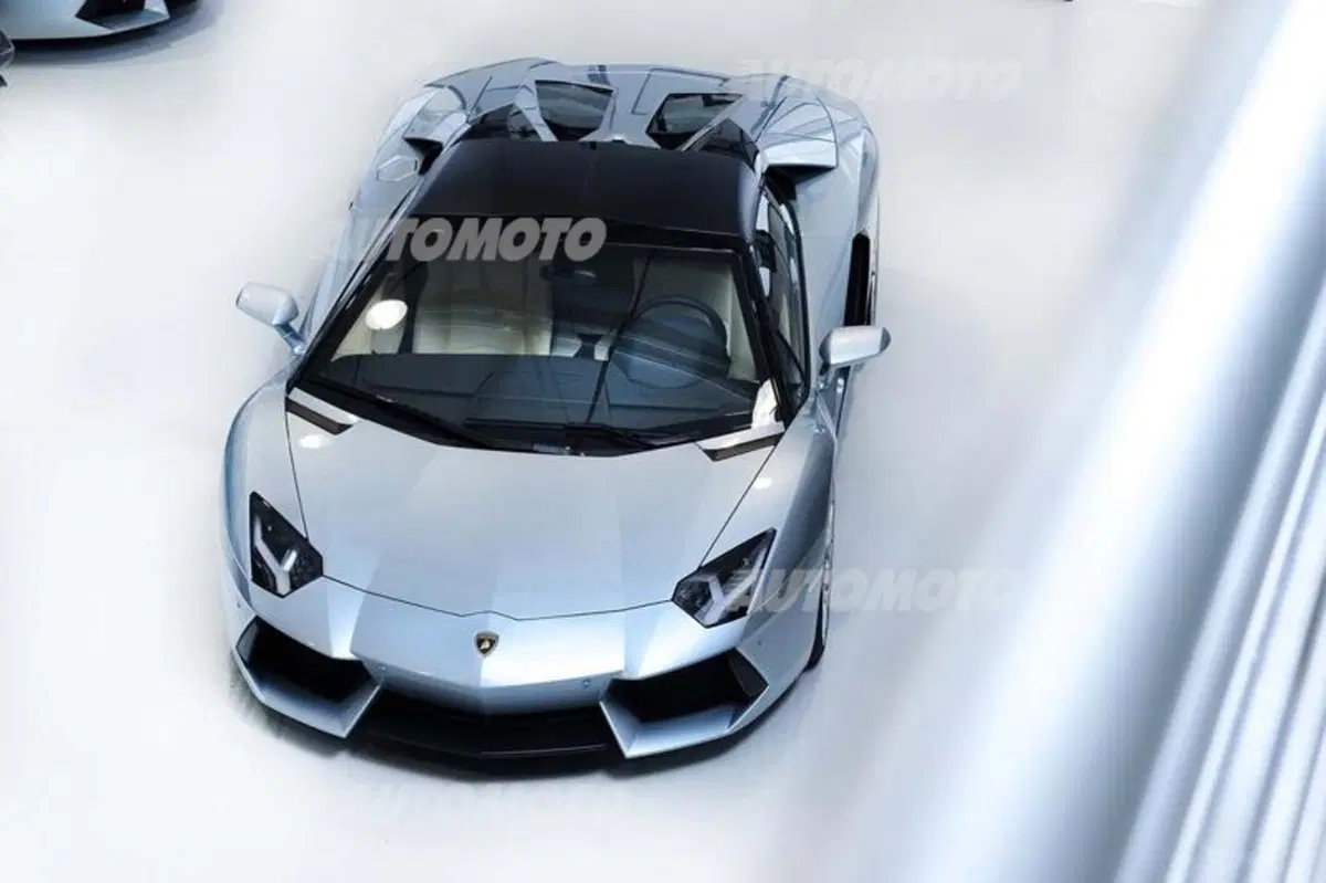 Lamborghini Aventador LP 700-4 Roadster (65)