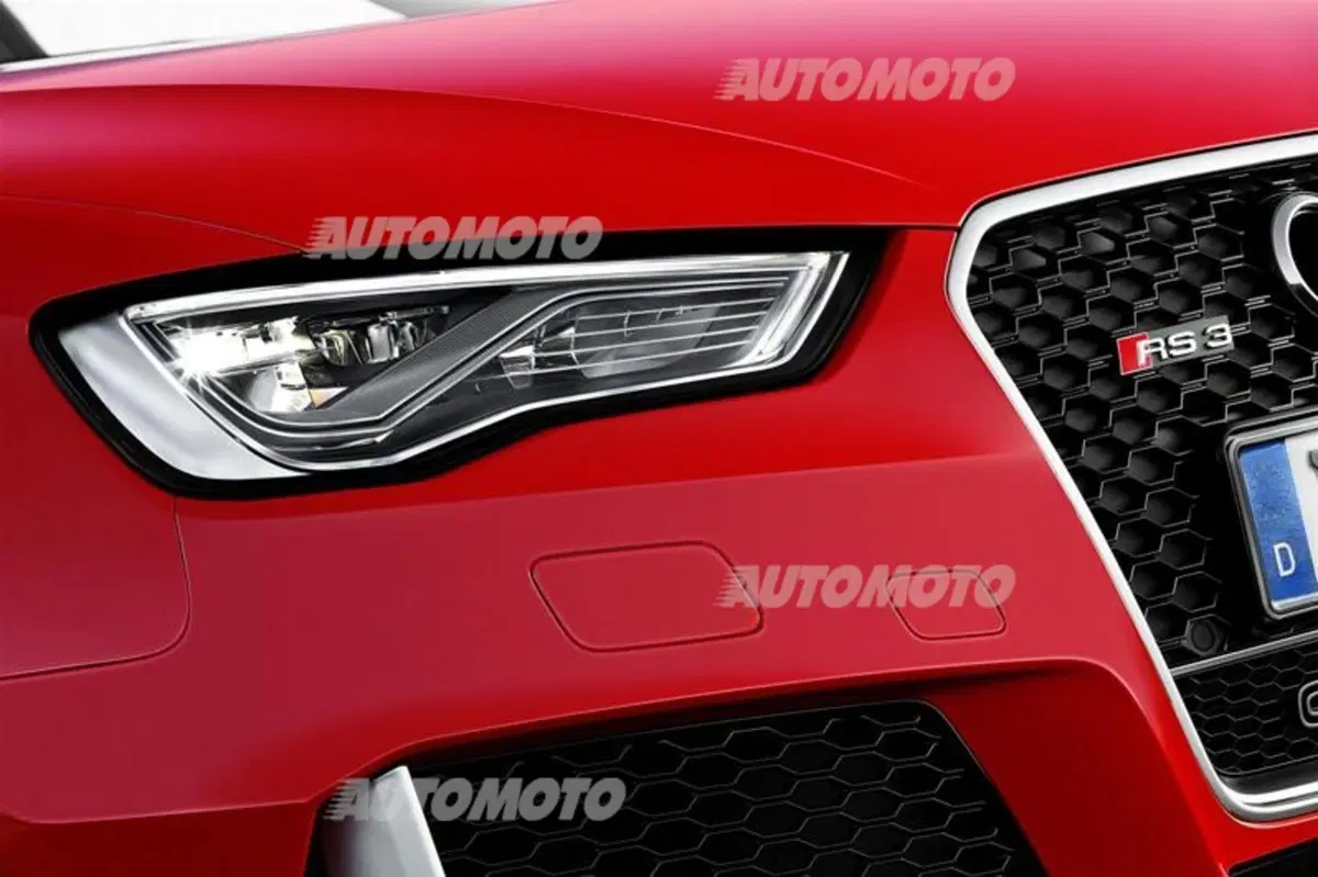 Audi RS 3 Sportback, giù il prezzo con la nuova versione (10)