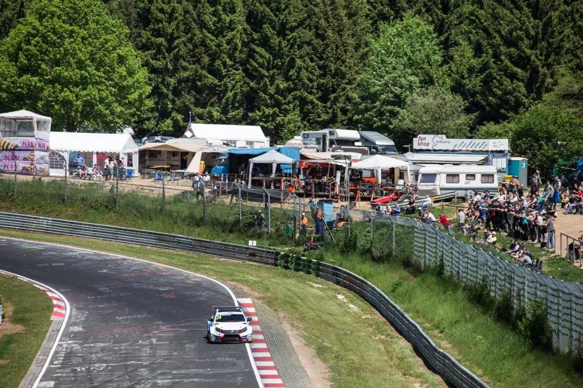 WTCC 2017, Nordschleife: pole per Michelisz (15)