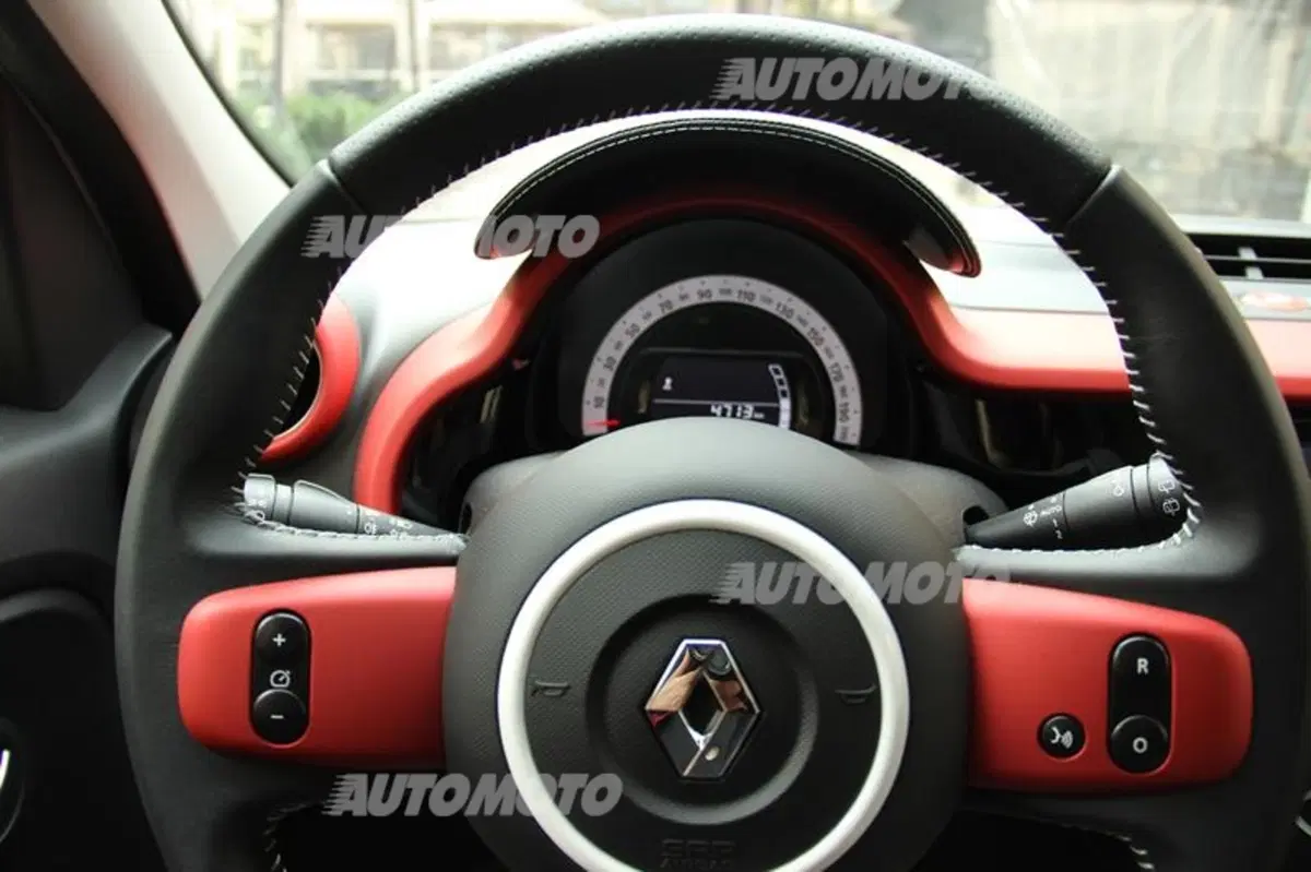 Renault Twingo 0.9 TCe (30)