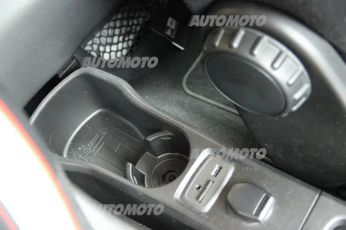 Renault Twingo 0.9 TCe (66)