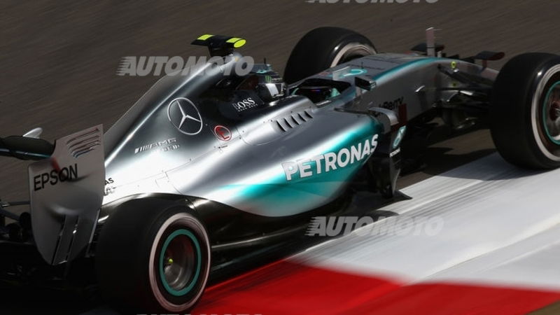 F1 2015, GP Bahrain, FP2: Rosberg in testa ma la Ferrari sorprende