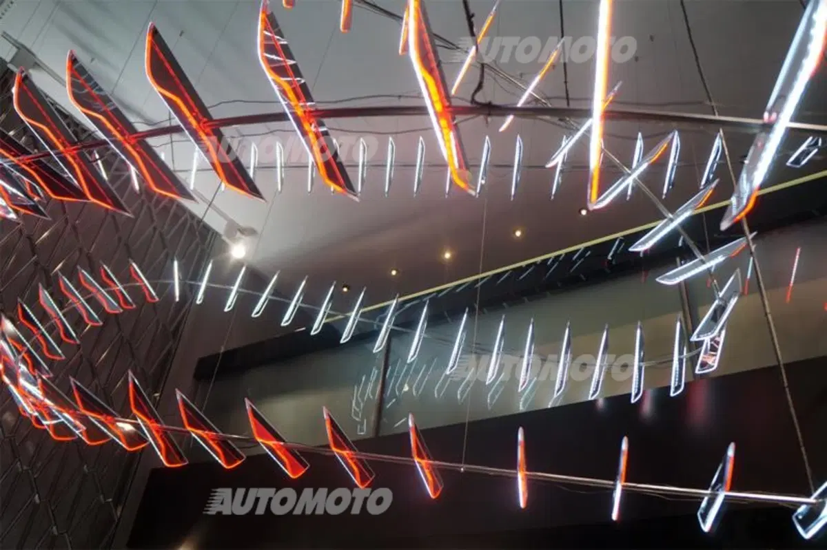 La luce, dalla sicurezza all'arte di Moritz Waldemeyer, all'Audi City Lab (2)