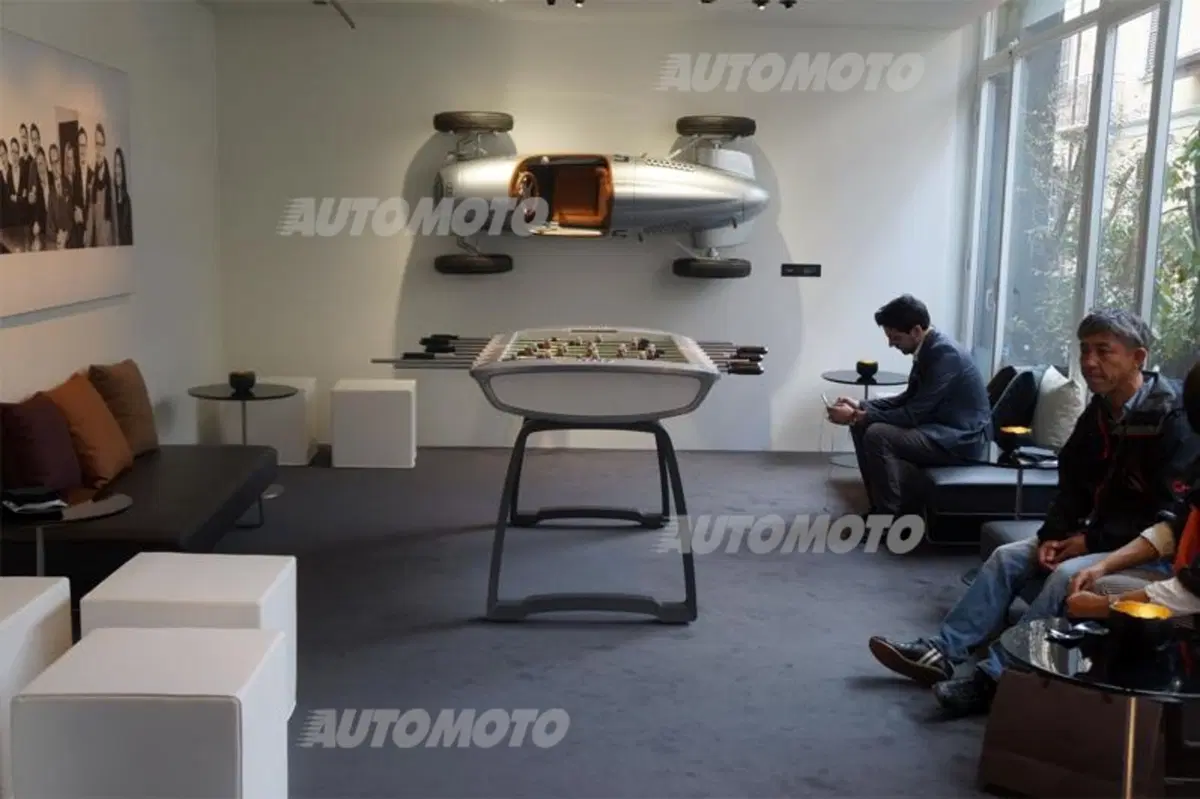 La luce, dalla sicurezza all'arte di Moritz Waldemeyer, all'Audi City Lab (10)