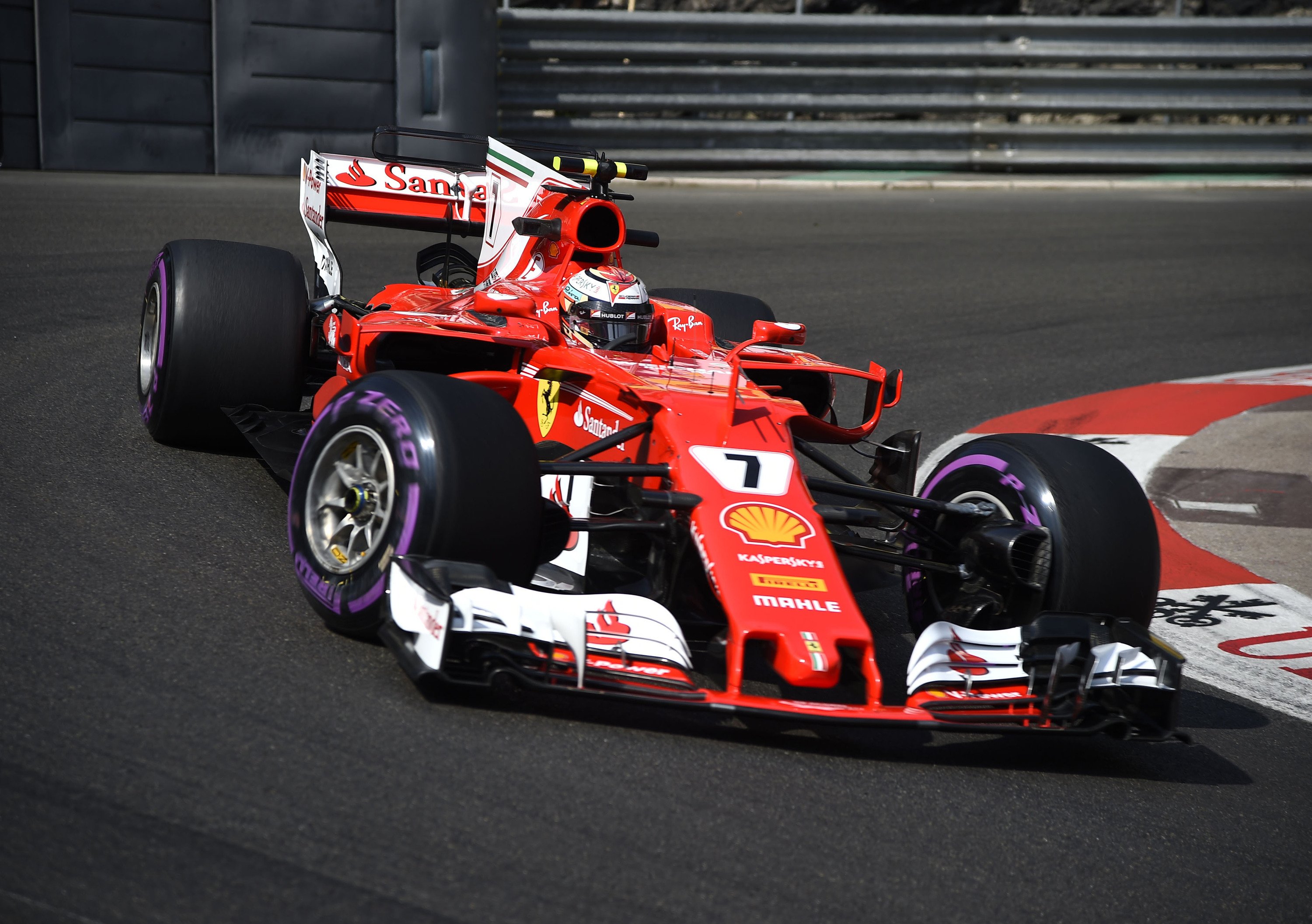 F1, GP Montecarlo 2017: pole per Raikkonen. Secondo Vettel