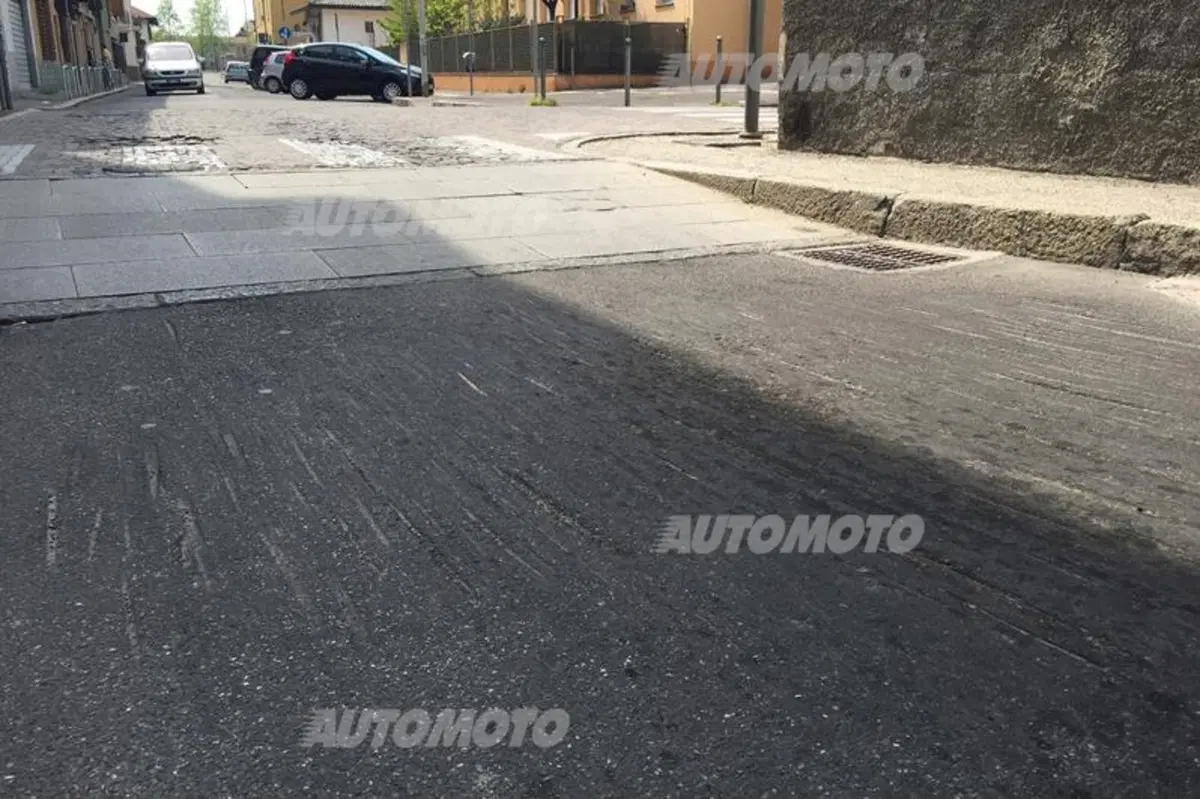 Dossi: vietati sulle strade principali. E chi sbaglia deve pagare (3)