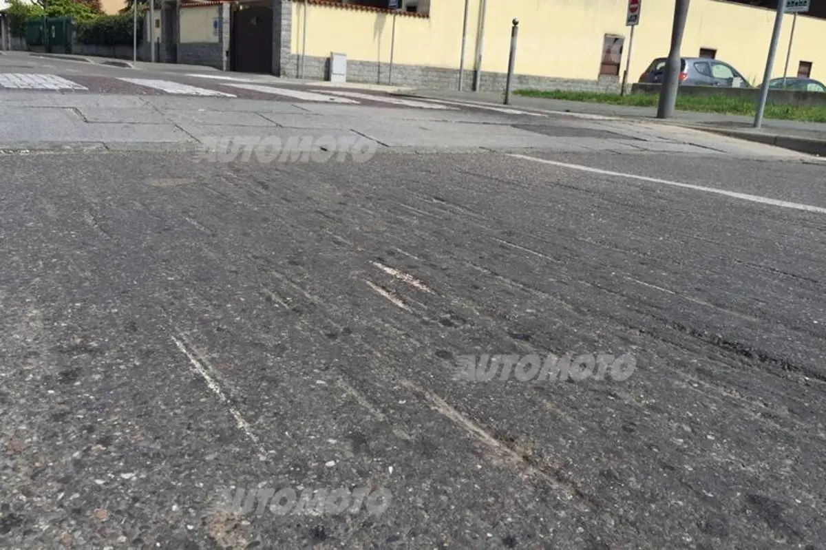Dossi: vietati sulle strade principali. E chi sbaglia deve pagare (6)