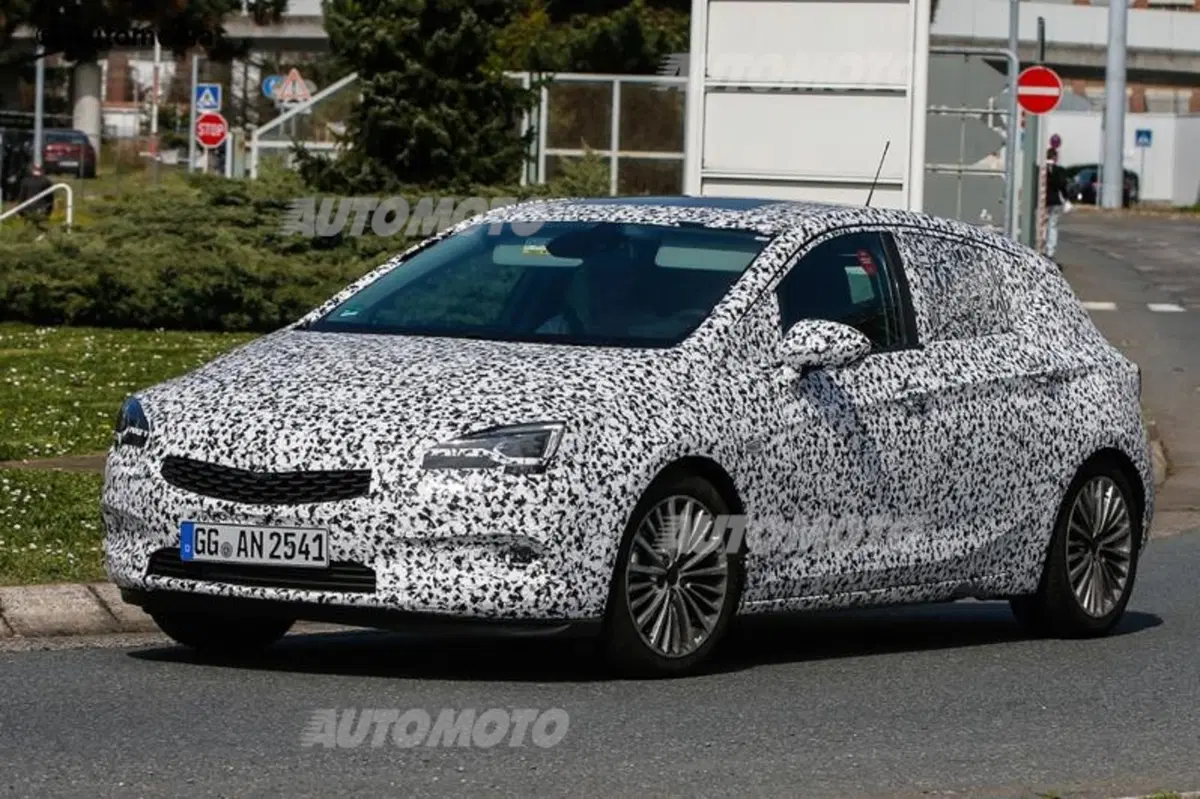Opel Astra, vi mostriamo la quinta generazione
