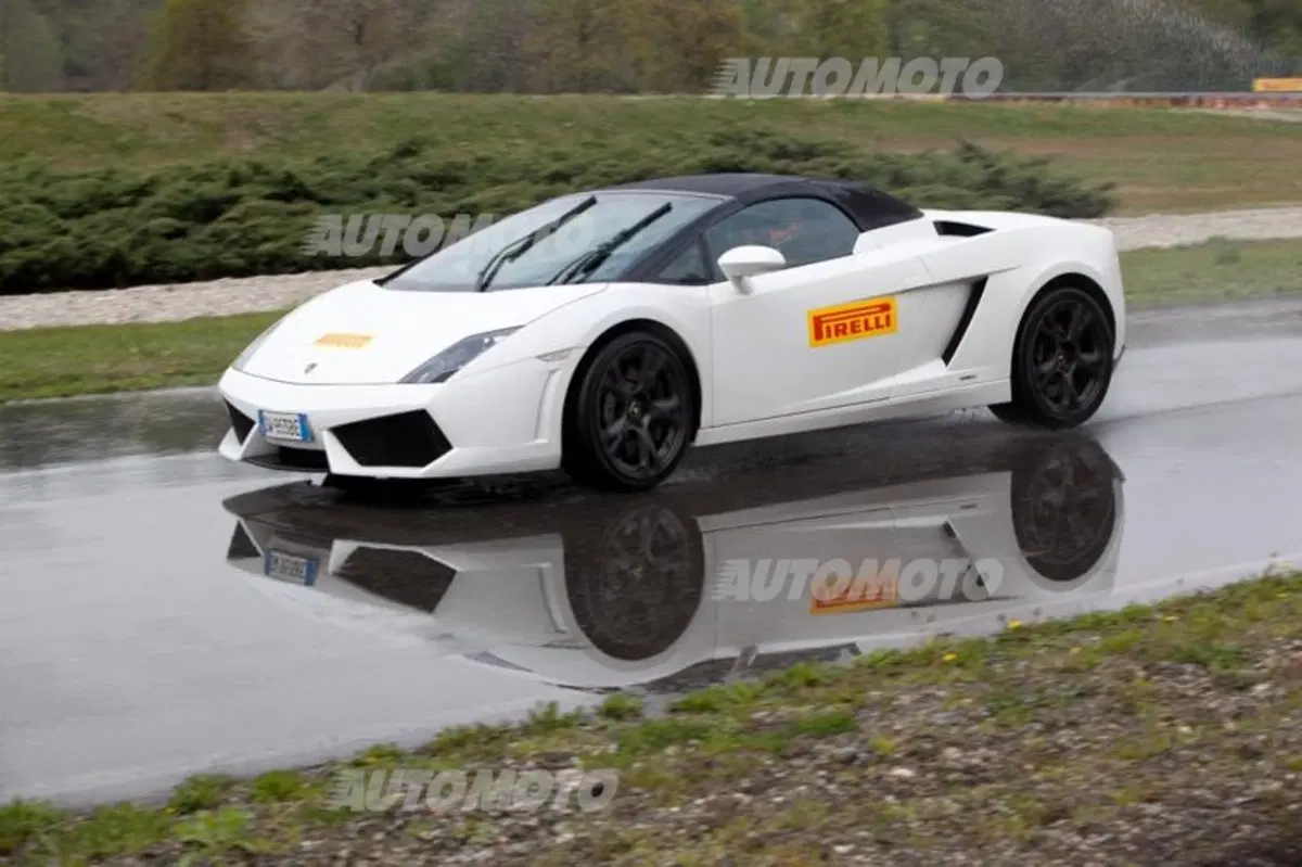 Pirelli Supplier Award 2015: i migliori fornitori globali della P lunga a Milano (9)