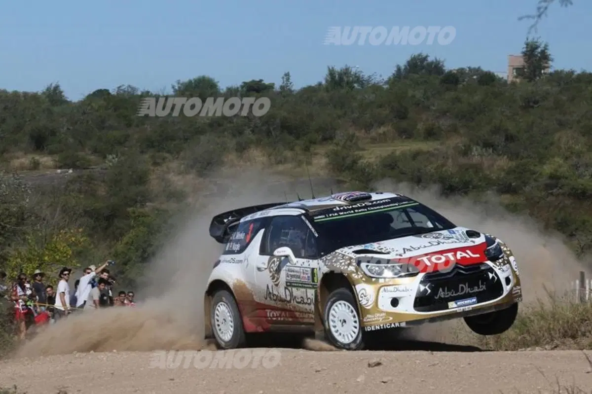 WRC 2015. Rally Argentina. Partiti! Ogier (VW Polo R WRC) subito in testa.