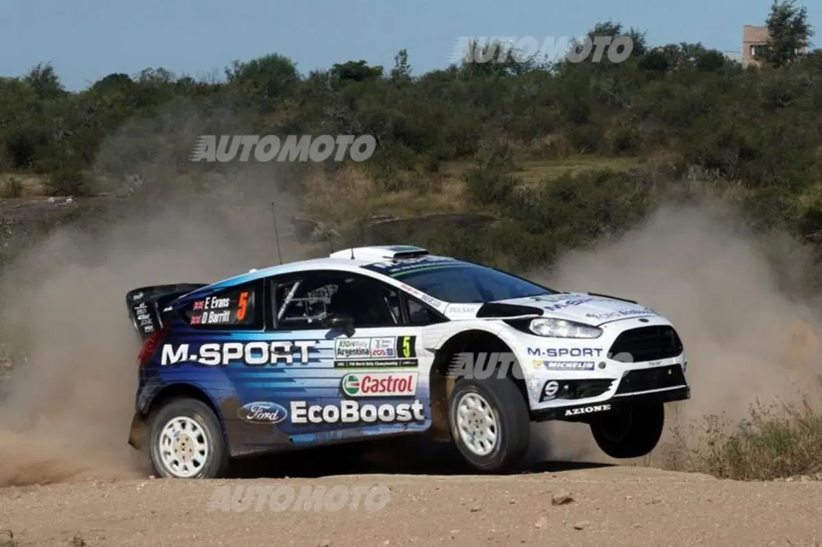 WRC 2015. Rally Argentina. Partiti! Ogier (VW Polo R WRC) subito in testa. (3)