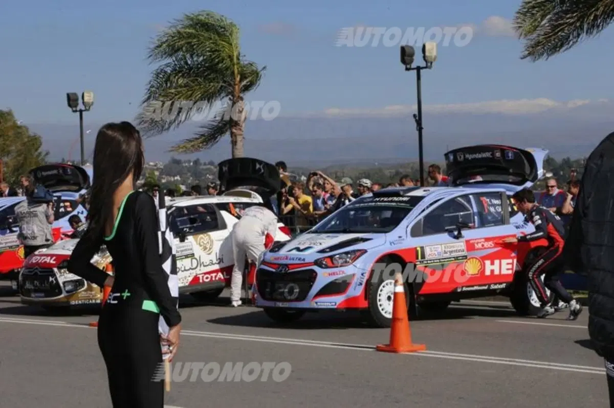 WRC 2015. Rally Argentina. Partiti! Ogier (VW Polo R WRC) subito in testa. (6)