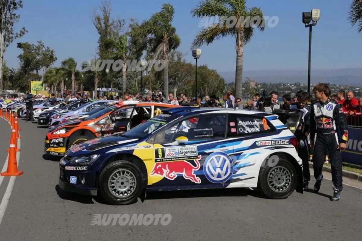 WRC 2015. Rally Argentina. Partiti! Ogier (VW Polo R WRC) subito in testa. (14)