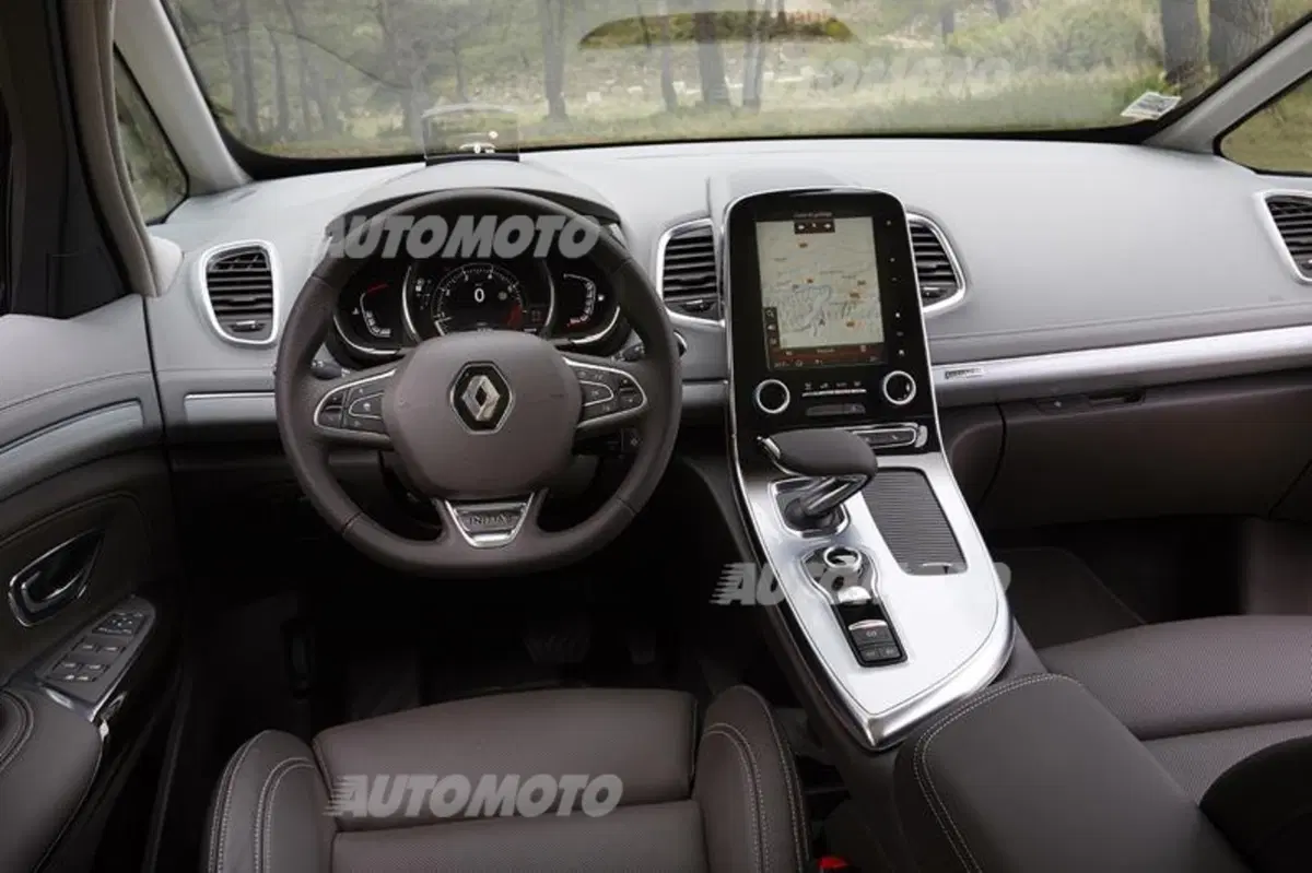 Le Nindre: «Nuova Espace? È un crossover, nessuno compra più le MPV» (14)