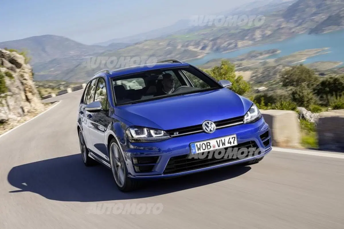 Volkswagen Golf Variant: nuova GTD, Alltrack e R (8)