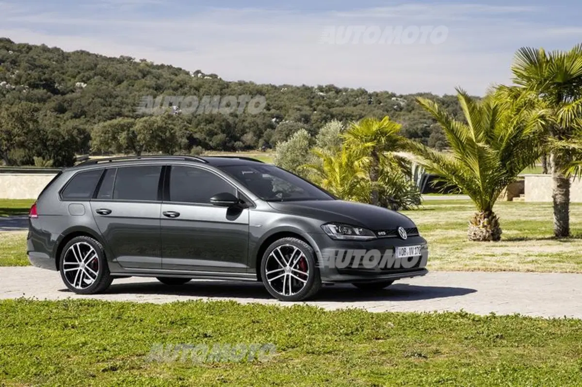 Volkswagen Golf Variant: nuova GTD, Alltrack e R (16)