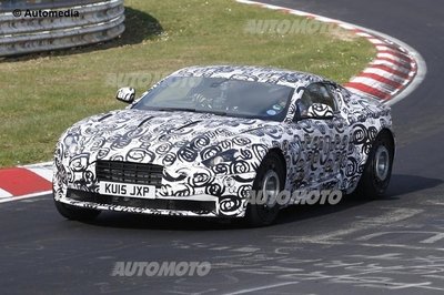 Aston Martin: la prossima DB11 si prepara al Nurburgring