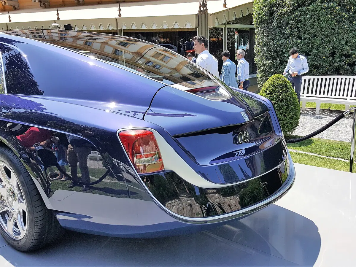Rolls-Royce Sweptail: quando il sogno ha la carrozzeria realizzabile dal Costruttore (2)