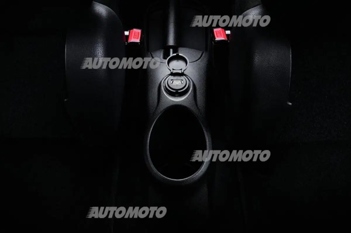 Citroen C3 Picasso Exclusive Cinema: buona visione (a bordo)! (6)