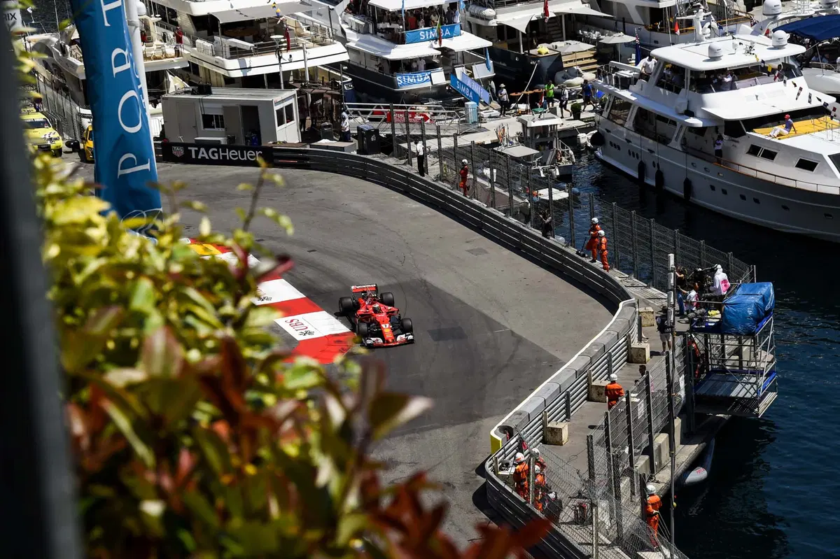 F1, GP Montecarlo 2017: Ferrari, vittoria pesante (7)