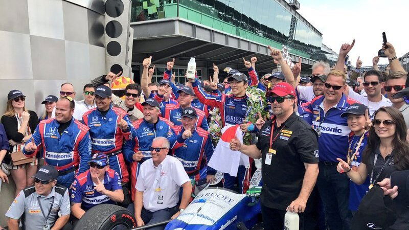 500 Miglia di Indianapolis 2017: vince Sato. Alonso tradito dal motore Honda