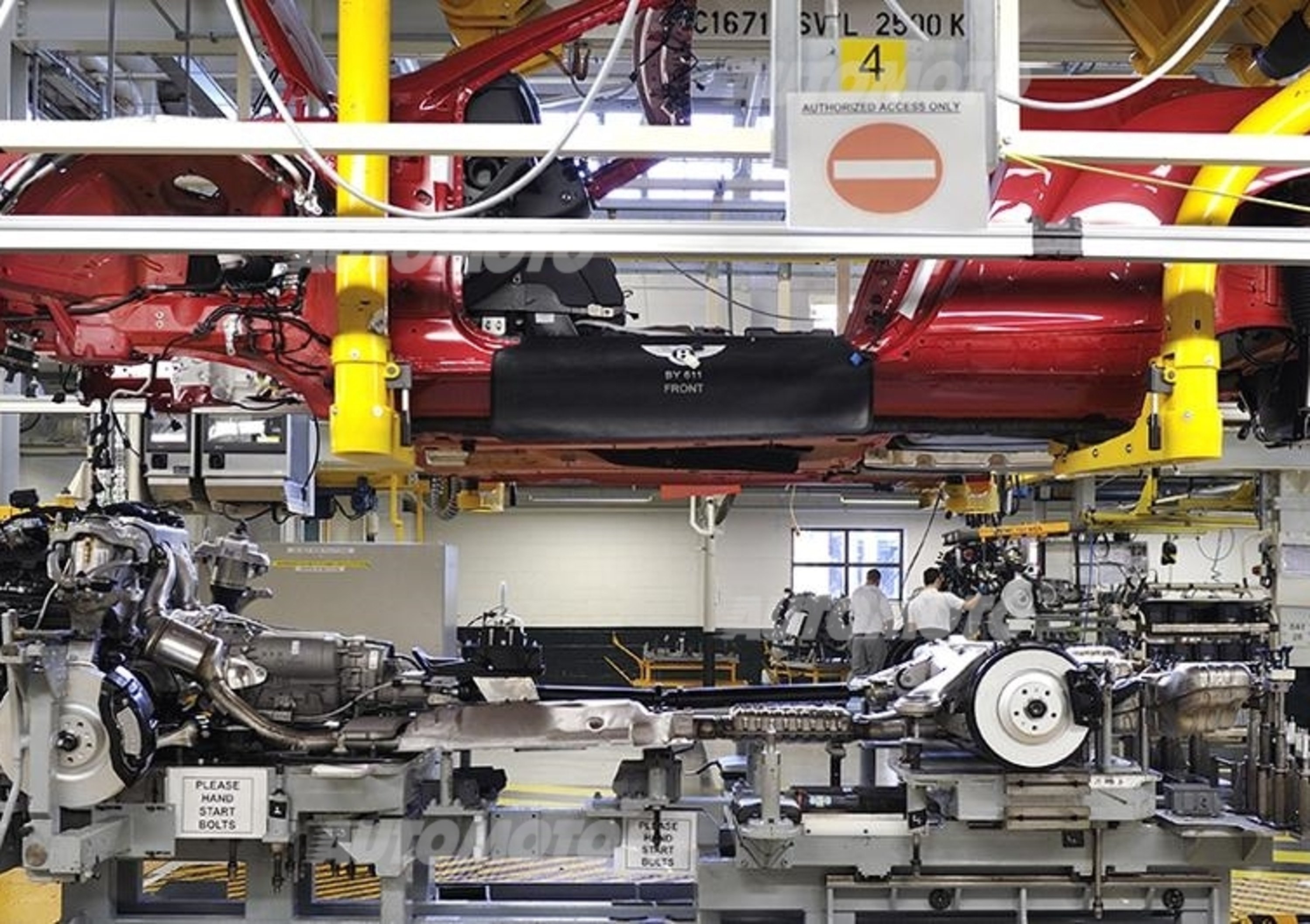 Bentley Factory Experience: dove nascono le auto di Queen Elizabeth