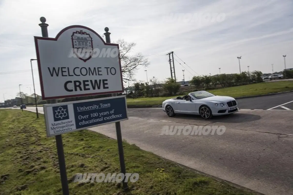 Bentley Factory Experience: dove nascono le auto di Queen Elizabeth (2)