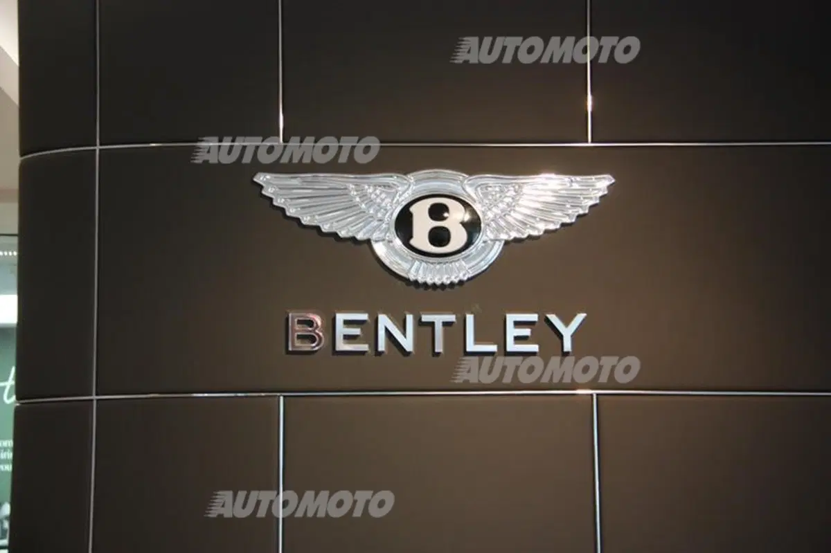 Bentley Factory Experience: dove nascono le auto di Queen Elizabeth (3)