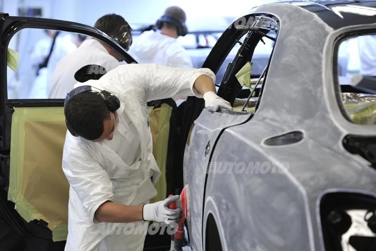 Bentley Factory Experience: dove nascono le auto di Queen Elizabeth (6)