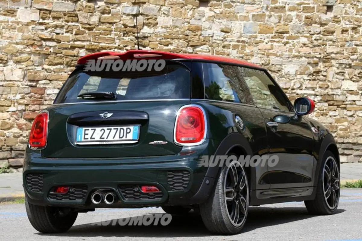 MINI John Cooper Works (2)