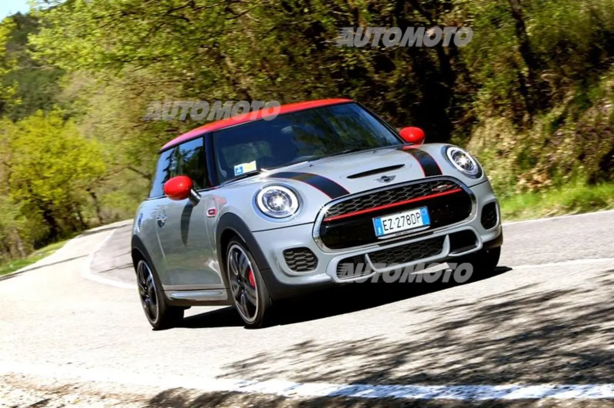 MINI John Cooper Works (4)
