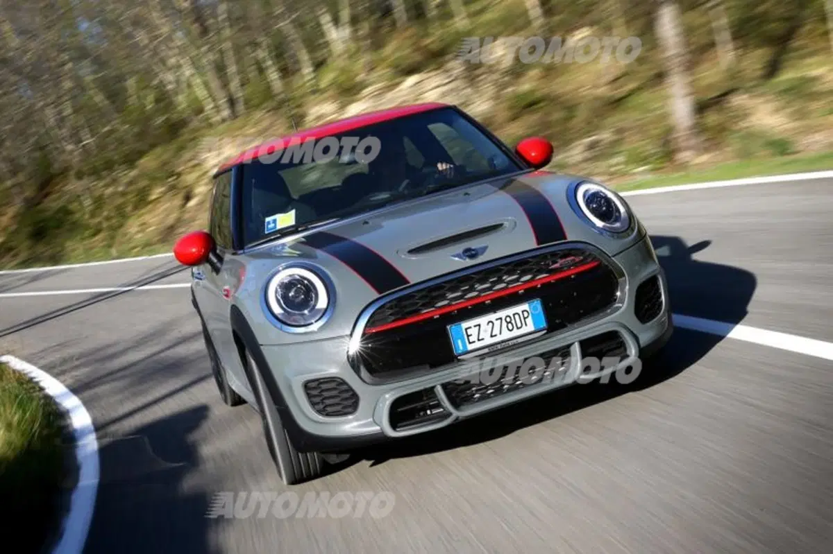 MINI John Cooper Works (21)